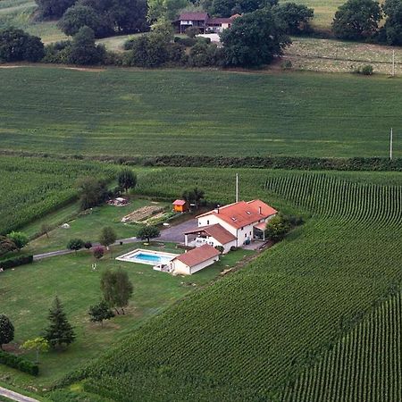 Monlezun Villa Exterior photo